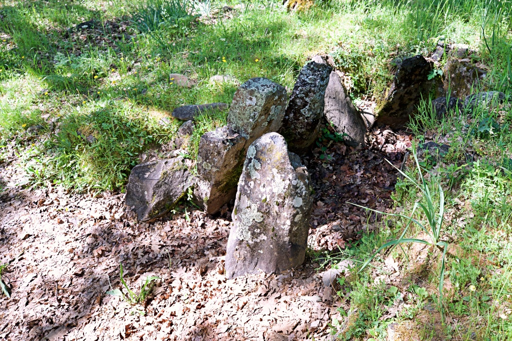 Dolmen Del Matón (Hernán-Pérez)