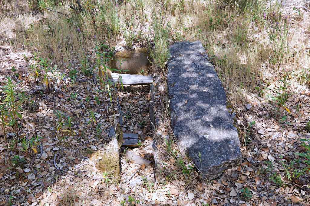 Tumba Antropomorfa la Cortesiña II
